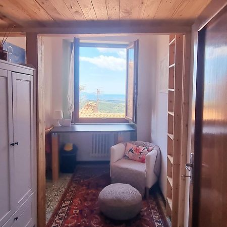Casa Kundra Scarlino Apartman Kültér fotó